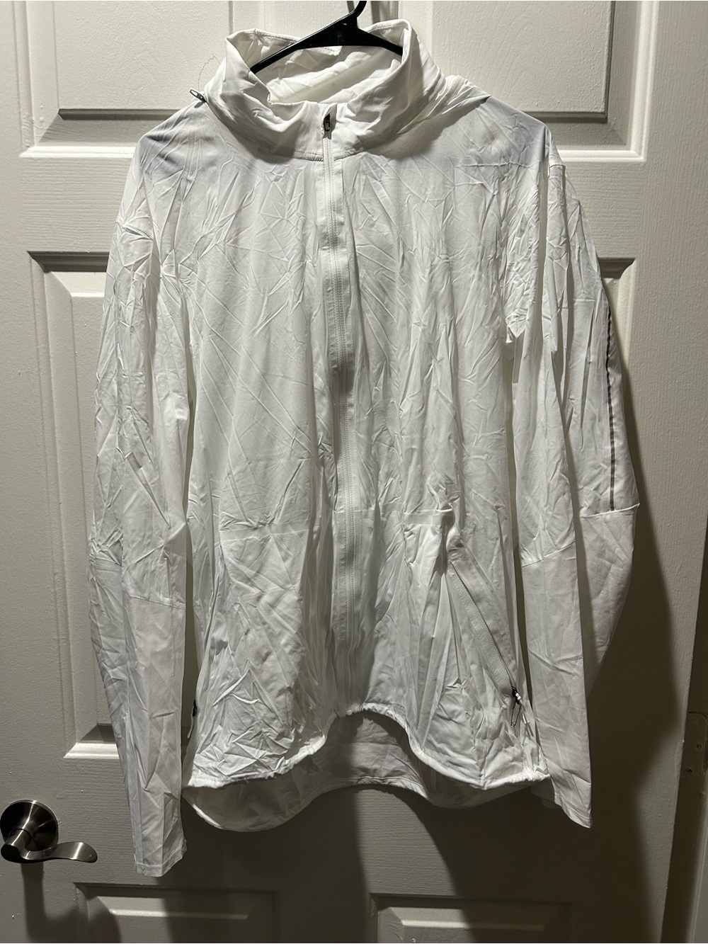 Lululemon Men's Active Jacket with hood in White Size XL